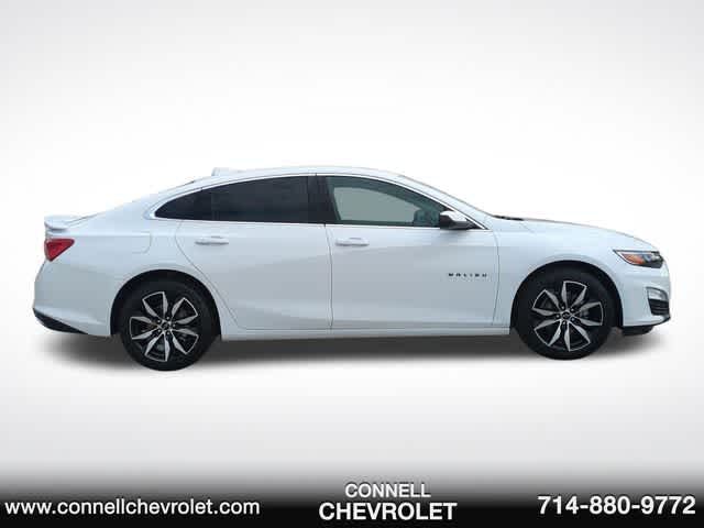 2022 Chevrolet Malibu RS photo 4