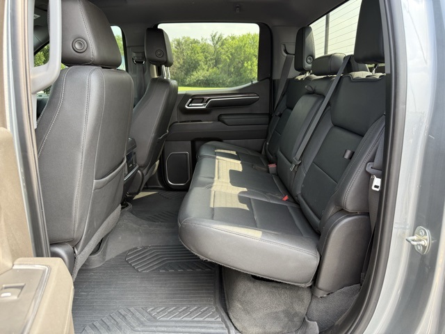 2023 Chevrolet Silverado 1500 LTZ photo 18