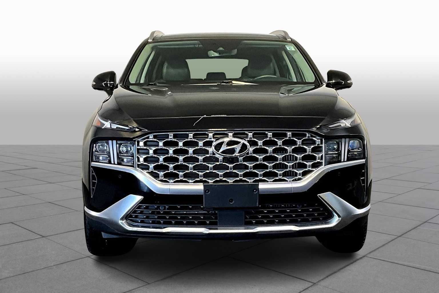 2022 Hyundai Santa Fe Limited photo 2