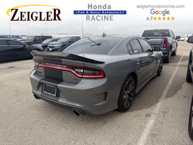 2017 Dodge Charger R/T Scat Pack photo 2