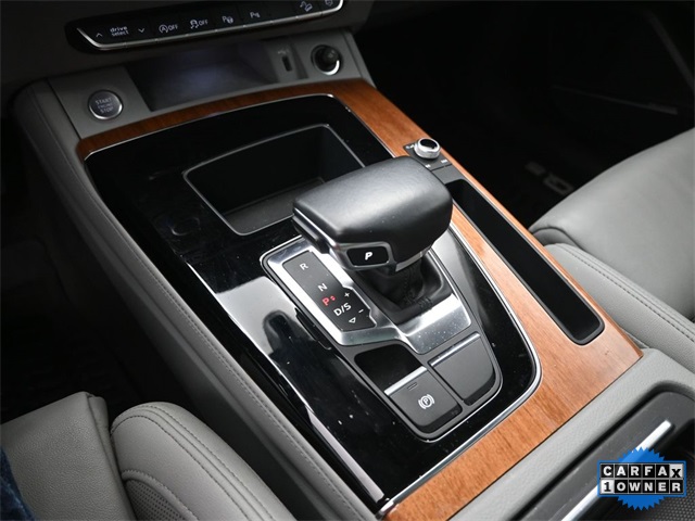 2022 Audi Q5 45 S line Prestige Premium photo 3