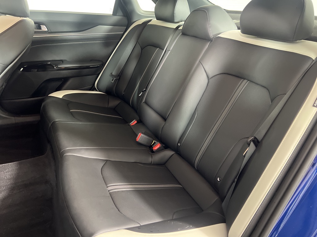 2025 Kia K5 GT-Line photo 21