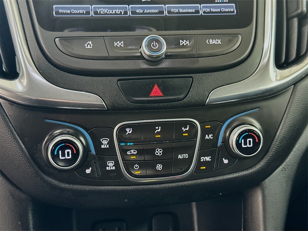2018 Chevrolet Equinox LT photo 12