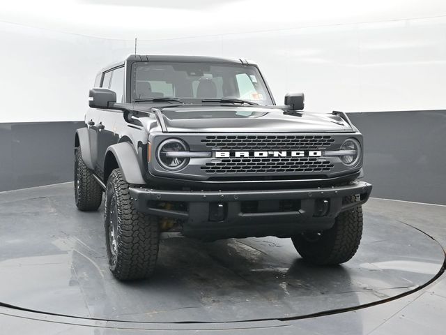 2025 Ford Bronco Badlands photo 2