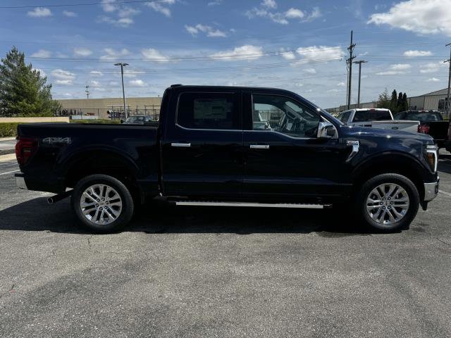 2025 Ford F-150 Lariat photo 8