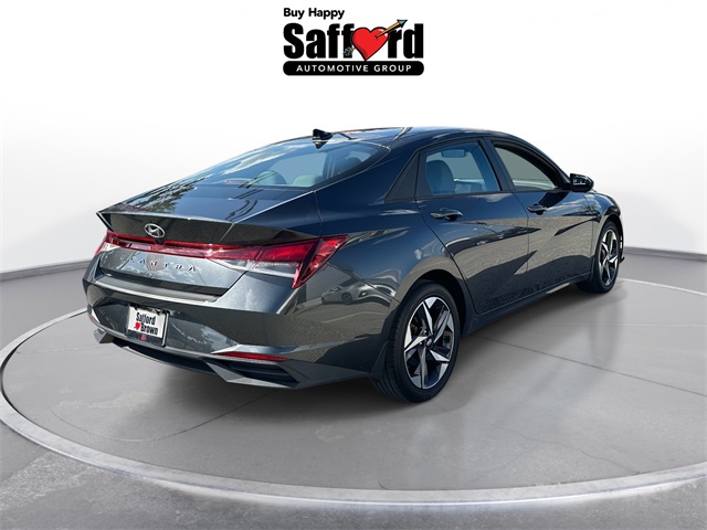 2023 Hyundai Elantra SEL Convenience photo 5