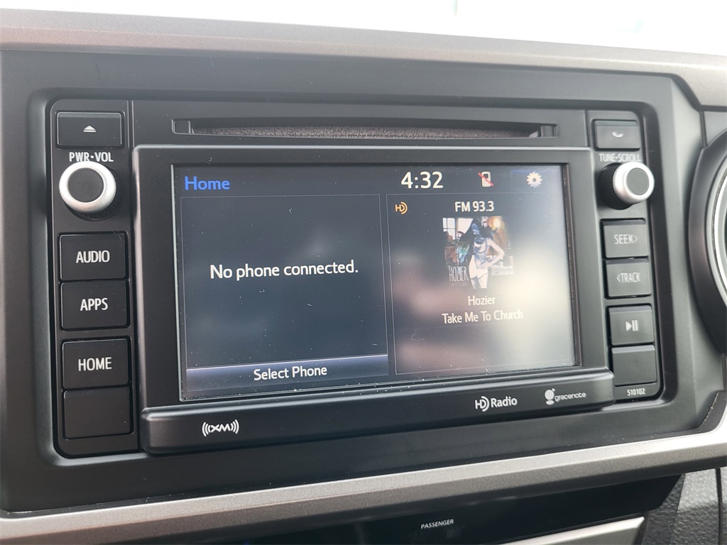 2017 Toyota Tacoma SR5 photo 22