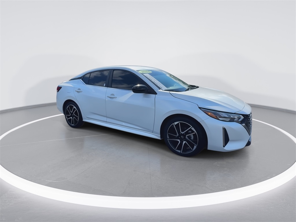 2024 Nissan Sentra SR photo 2