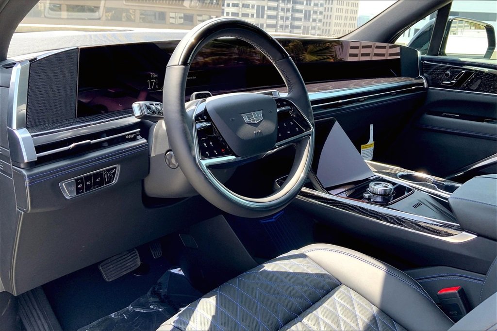 2026 Cadillac Escalade IQ Sport photo 8