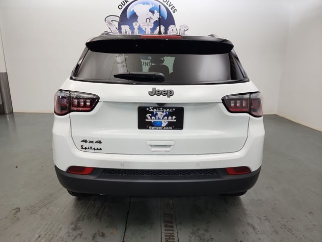 2026 Jeep Compass Limited Altitude photo 4
