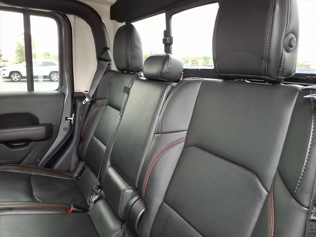 2022 Jeep Gladiator Rubicon photo 12