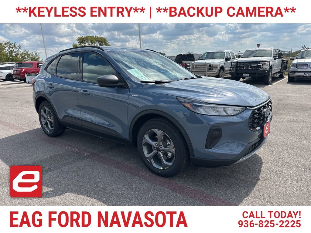 2026 Ford Escape ST-Line's photo