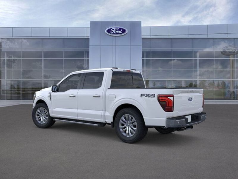 2025 Ford F-150 Lariat photo 3