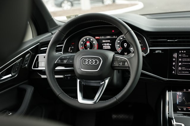 2025 Audi Q7 55 Prestige photo 27