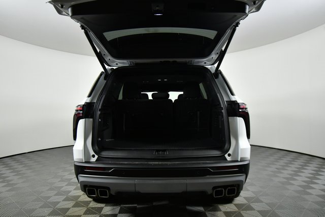2024 Chevrolet Traverse photo 25