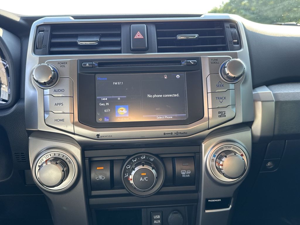 2019 Toyota 4Runner SR5 Premium photo 17