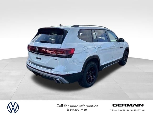 2025 Volkswagen Atlas Peak Edition SE photo 4