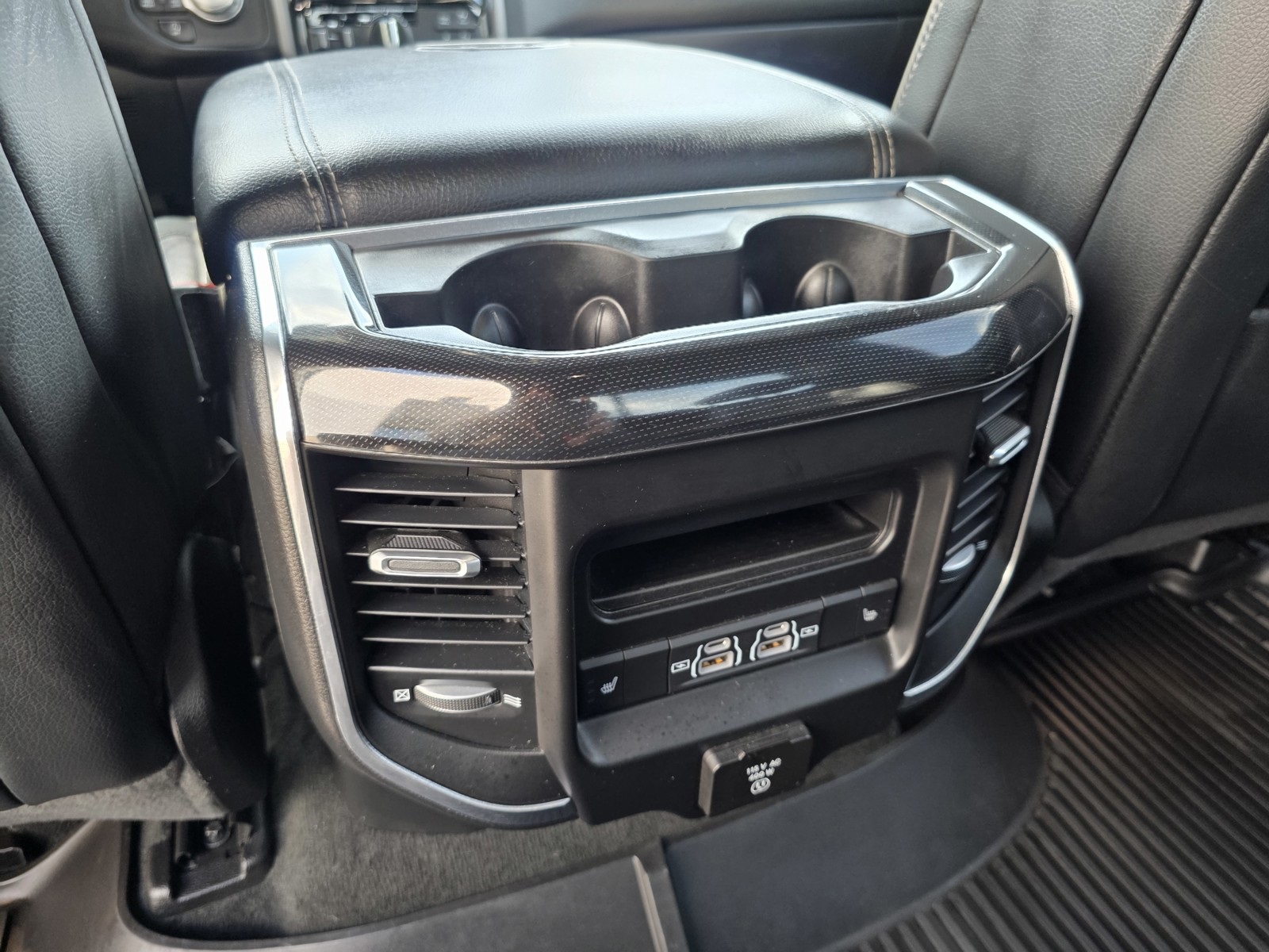 2021 Ram 1500 Laramie photo 13