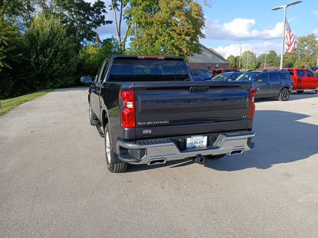 2022 Chevrolet Silverado 1500 LT photo 3