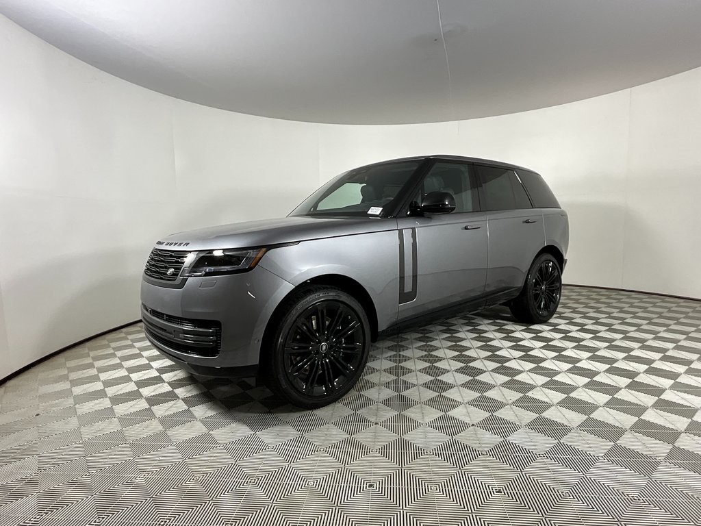 2025 Land Rover Range Rover SE's photo