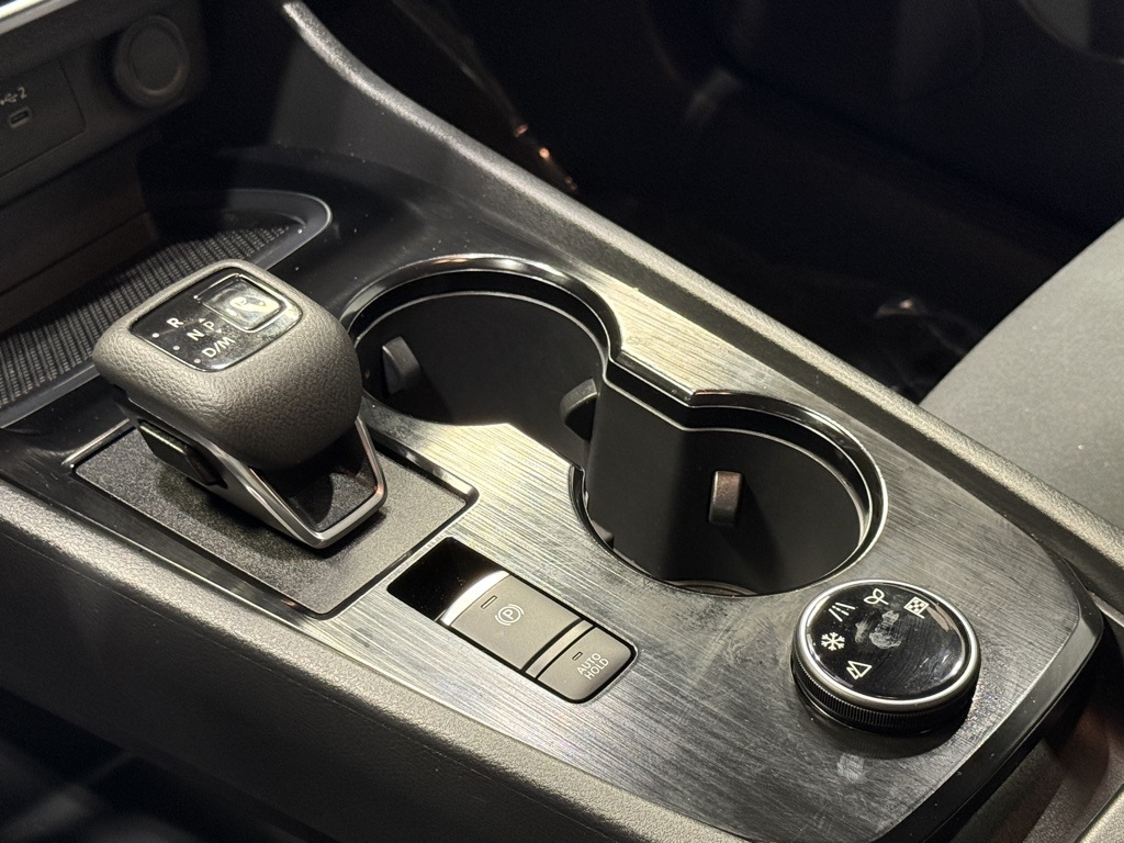 2025 Nissan Rogue S AWD photo 21