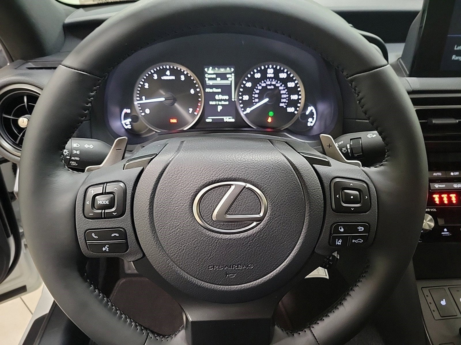 2025 Lexus IS 350 F SPORT photo 13
