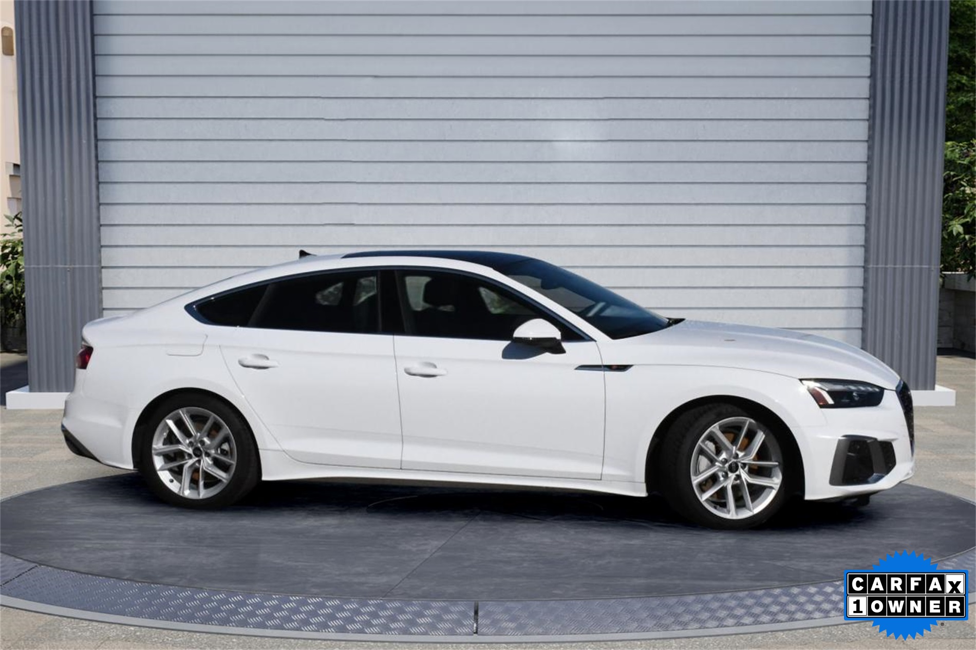 2024 Audi A5 45 S line Premium Plus Quattro photo 3