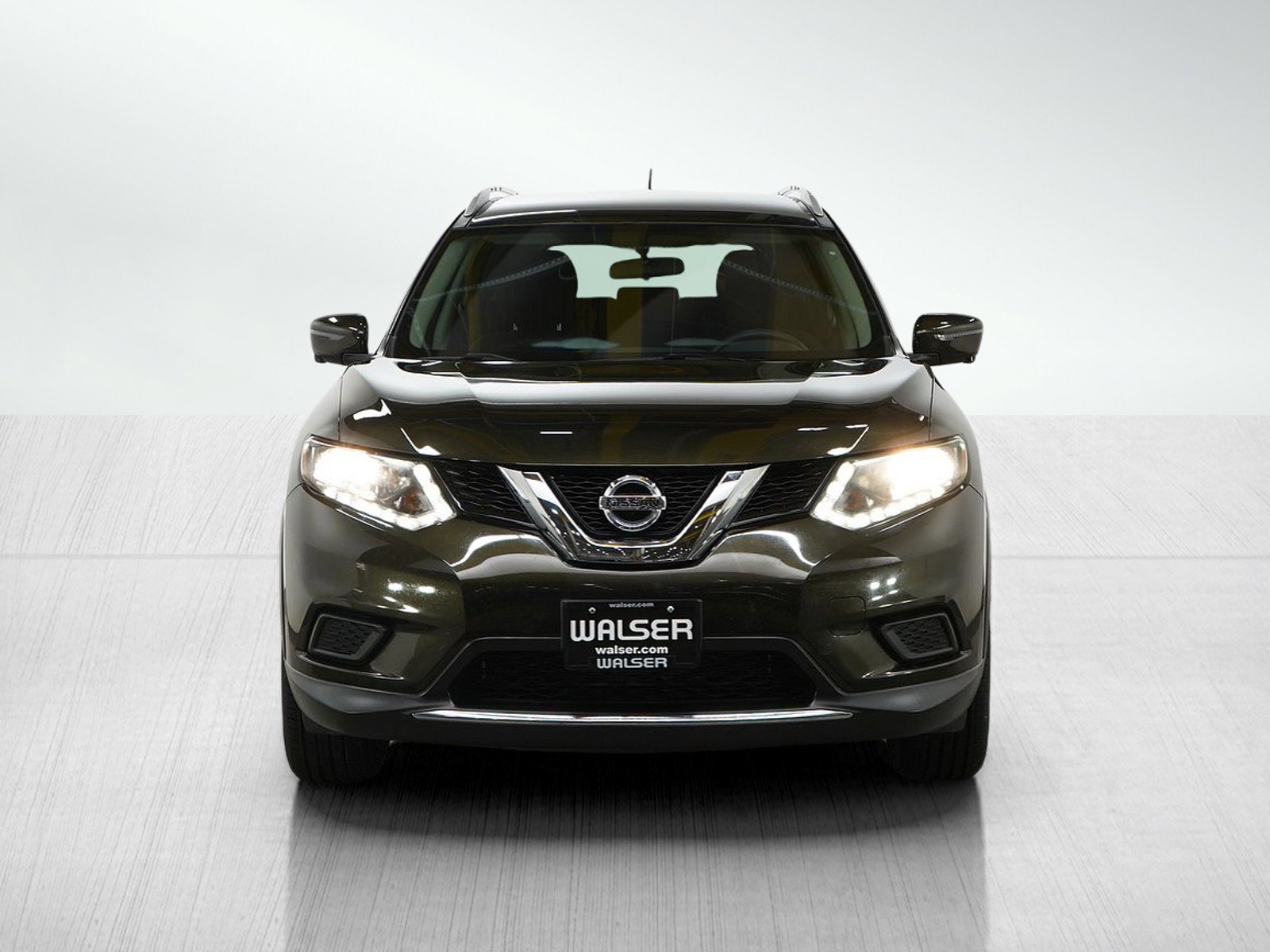 2016 Nissan Rogue SV photo 8