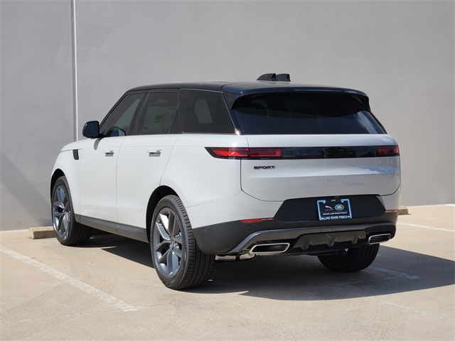 2025 Land Rover Range Rover Sport SE photo 3