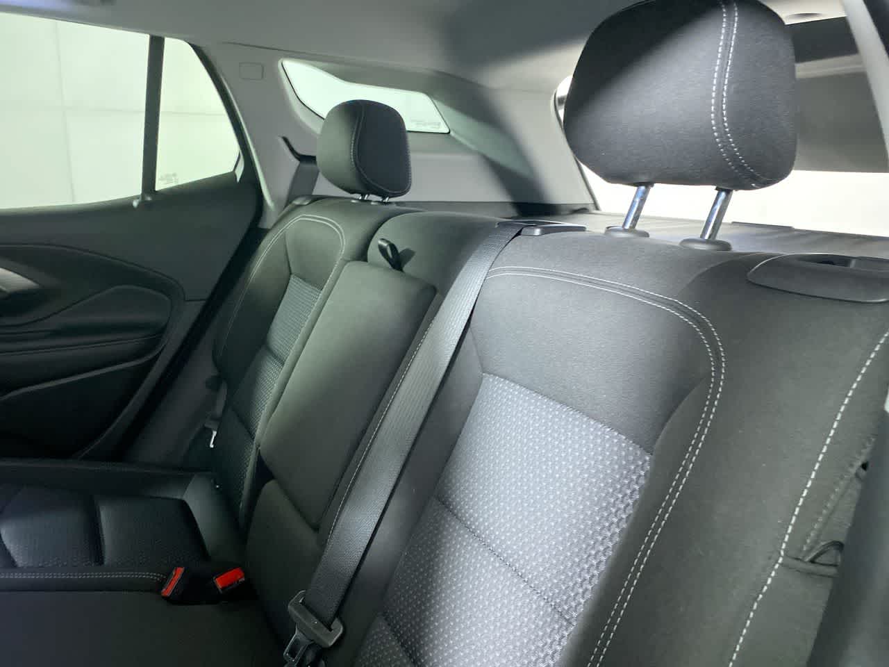2023 Gmc Terrain SLE photo 24