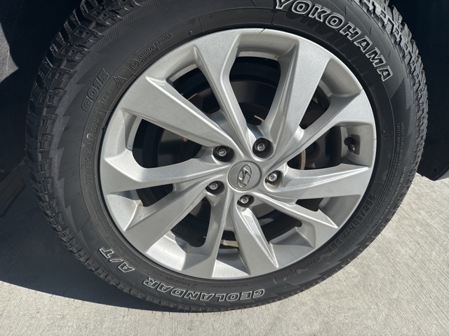 2020 Hyundai Tucson SE photo 3