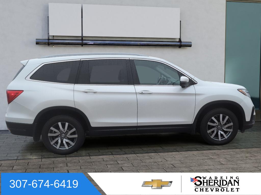 2021 Honda Pilot Black Edition photo 3