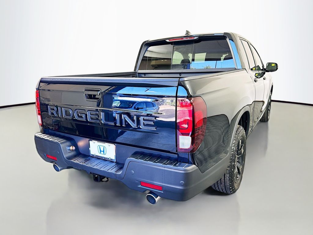 2026 Honda Ridgeline Black Edition photo 4
