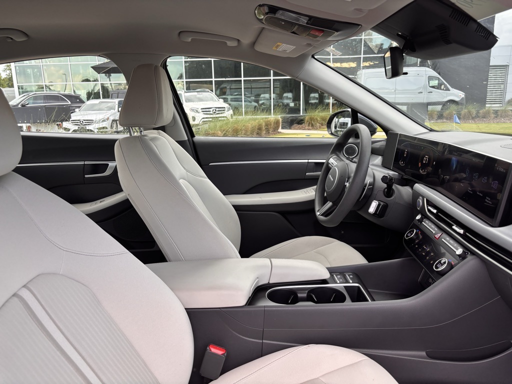 2024 Hyundai Sonata SEL photo 18