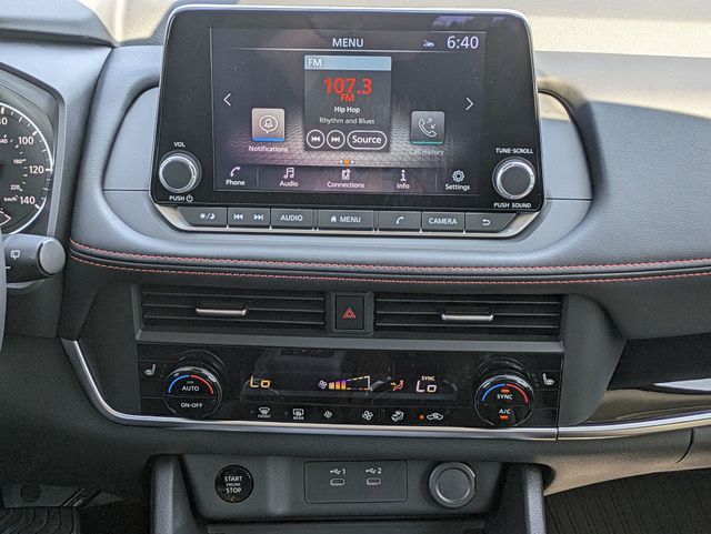 2026 Nissan Rogue SV photo 15