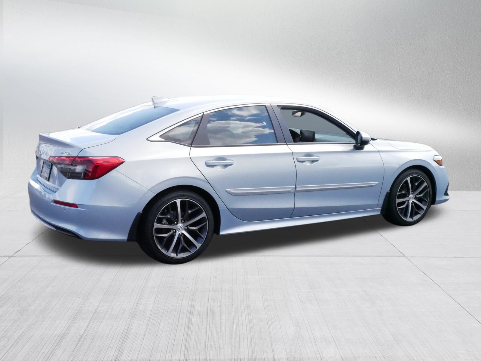 2023 Honda Civic Touring photo 7