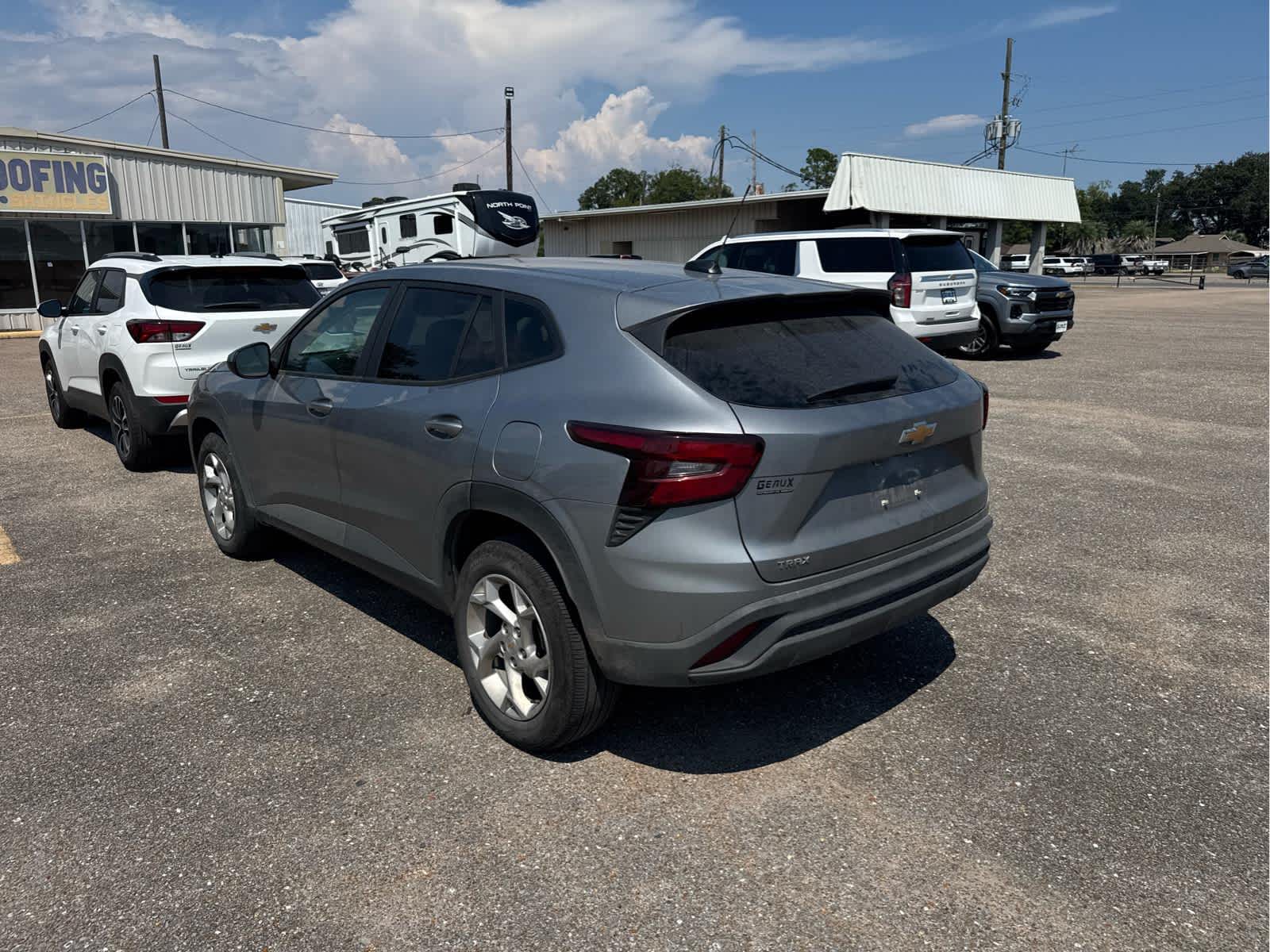 2024 Chevrolet Trax LS photo 5