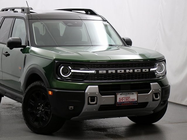 2025 Ford Bronco Sport Badlands photo 2