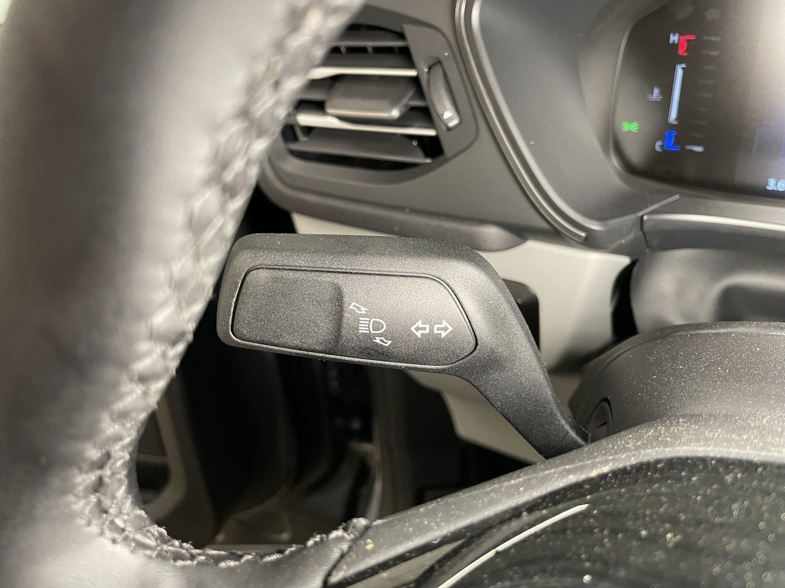 2025 Ford Escape Active photo 36