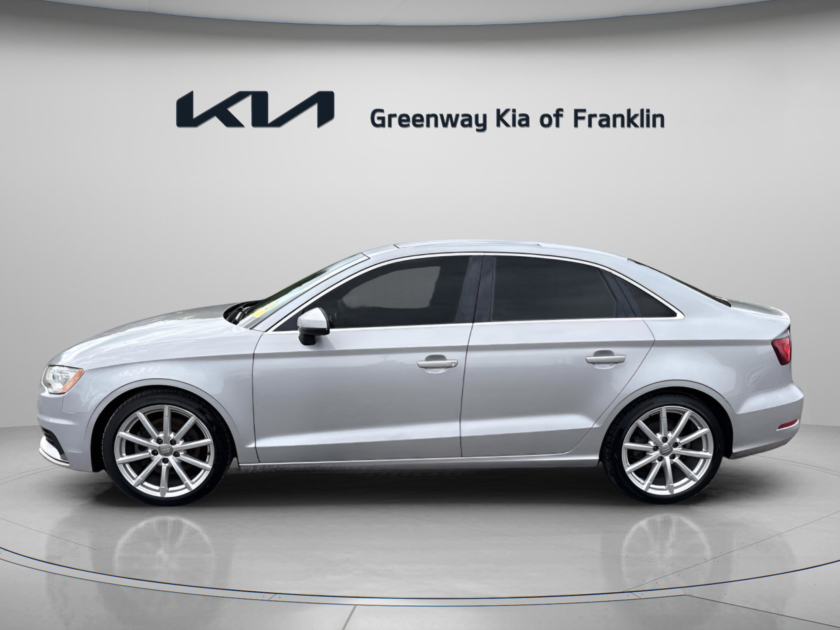 2016 Audi A3 1.8T Premium Plus photo 4