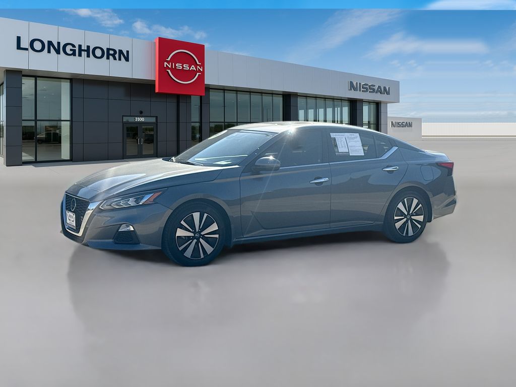 2022 Nissan Altima 2.5 SV photo 2