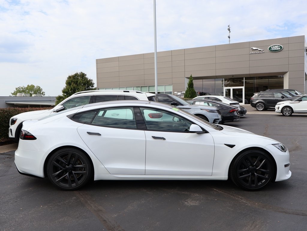 2024 Tesla Model S photo 9