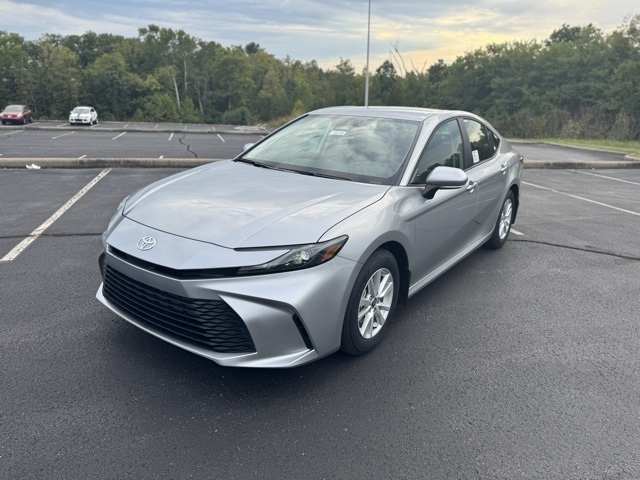 2026 Toyota Camry LE photo 7