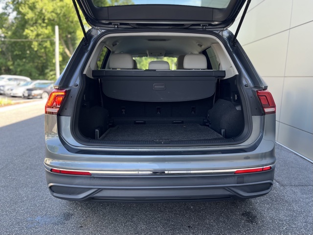 2022 Volkswagen Tiguan S photo 16