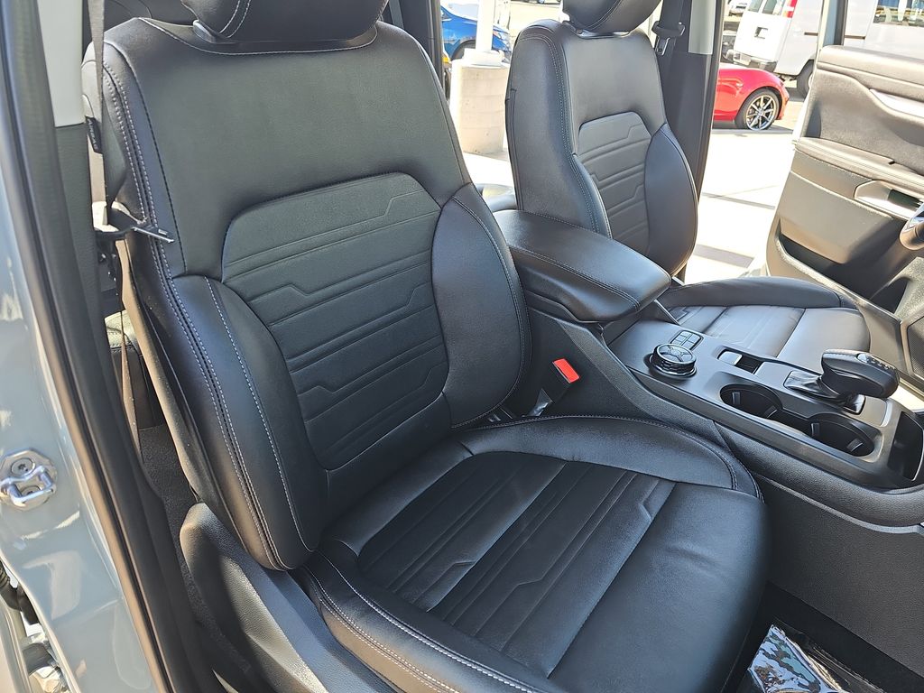 2024 Ford Ranger Lariat photo 9