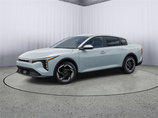 2025 Kia K4 EX photo 2