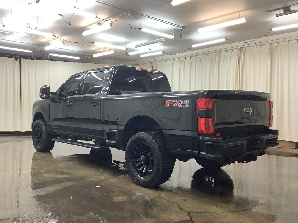 2023 Ford F-250 Lariat photo 7