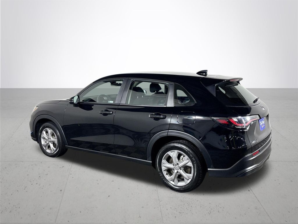 2023 Honda HR-V LX photo 5