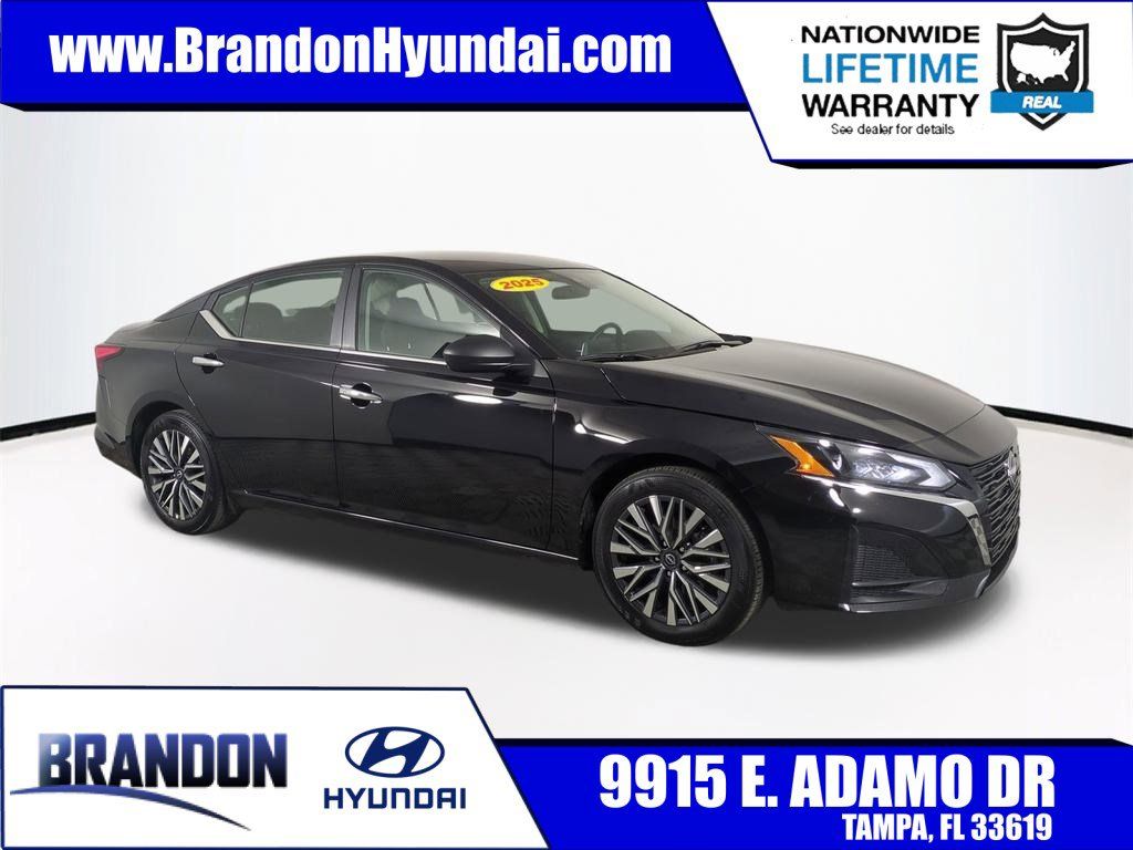 2025 Nissan Altima SV