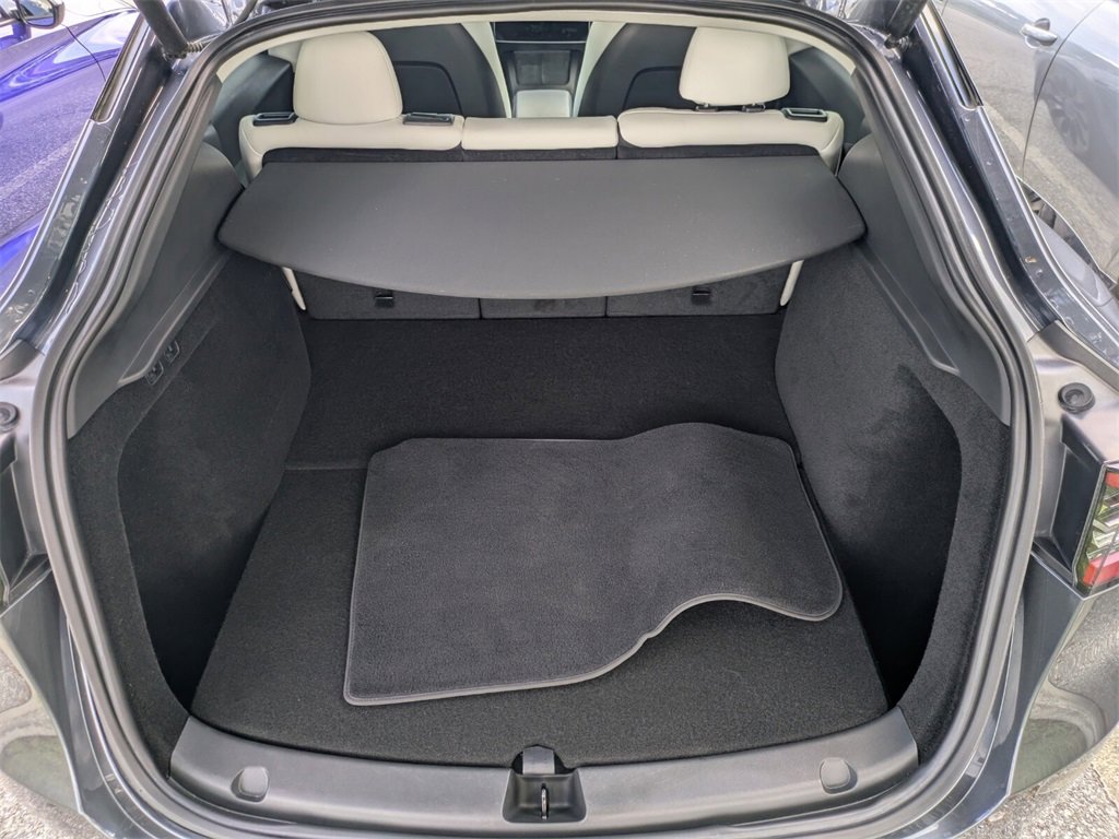 2023 Tesla Model Y Performance photo 16